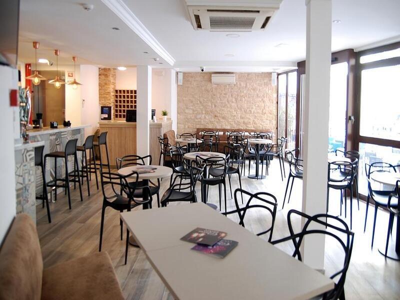 בנידורם Hotel Queens - Adults Only מראה חיצוני תמונה